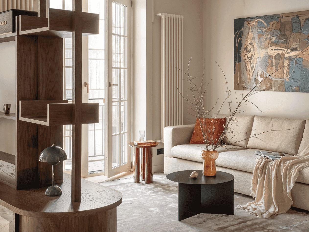 Cover Image for Nastia Mirzoyan Transforms a Stalinist-era Apartment in Kyiv with Oak and Stainless Steel