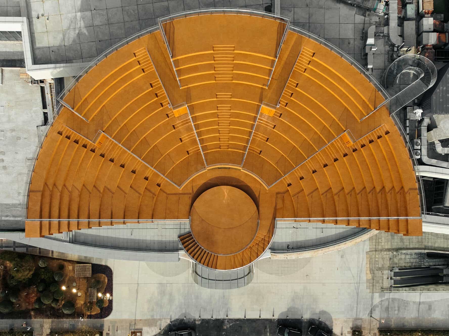 Cover Image for Society Particular Crowns Qingdao Mall with Amphitheatre-Style Terrace